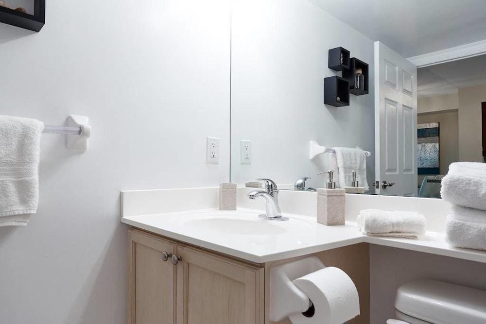 Meridian Luxury Condos