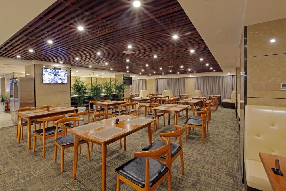 Days Hotel Zhangjiajie