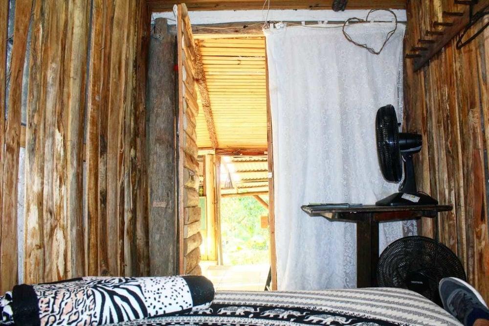 North Point Hostel - Praia do Rosa