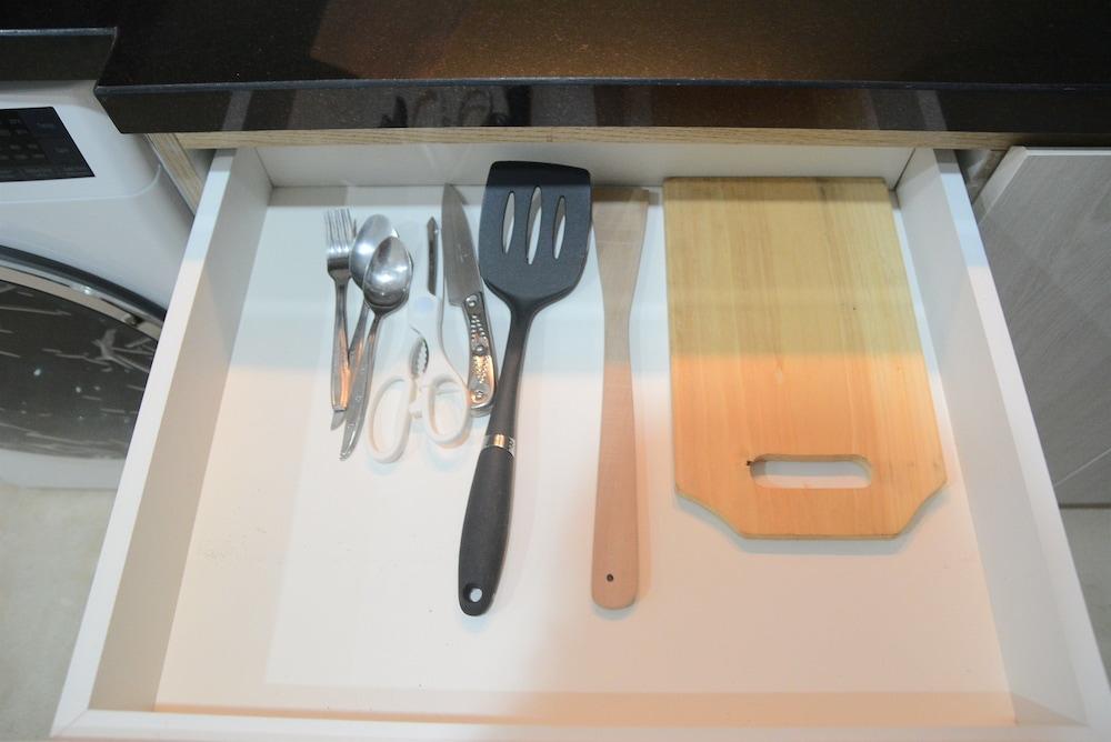 Spacious Studio Menteng Park Apartment