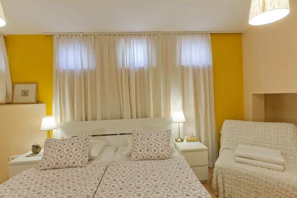 City Centre Apartments