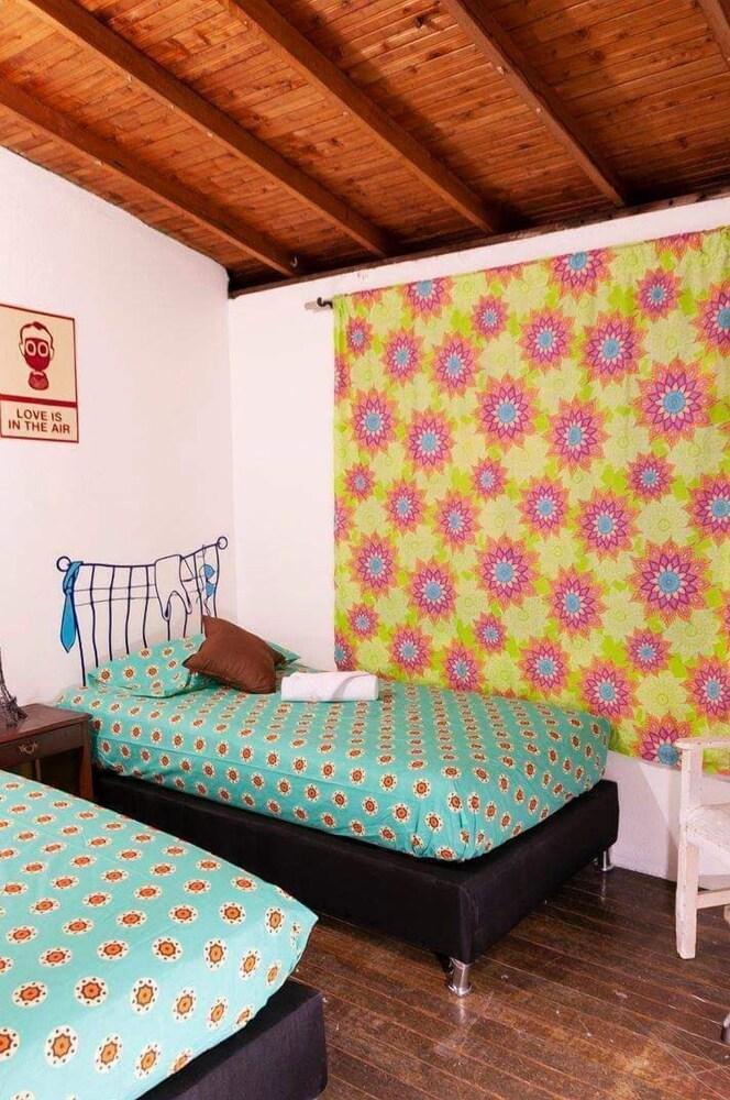 Hostal Monets Poblado