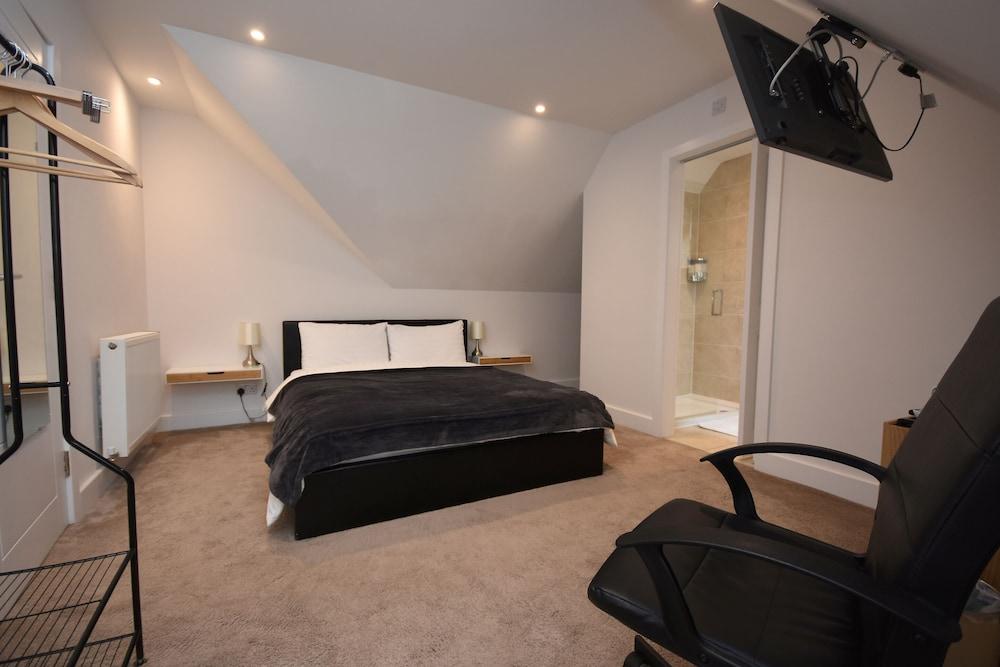 Apple Tree Place B&B