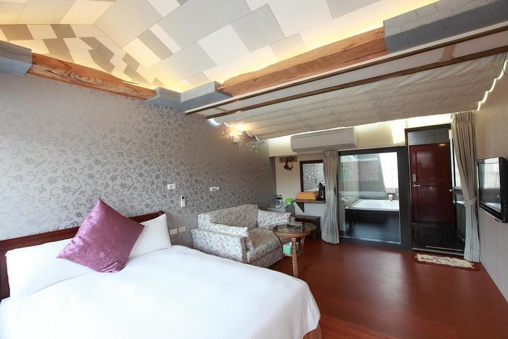 Ruisui Huang's Hotspring