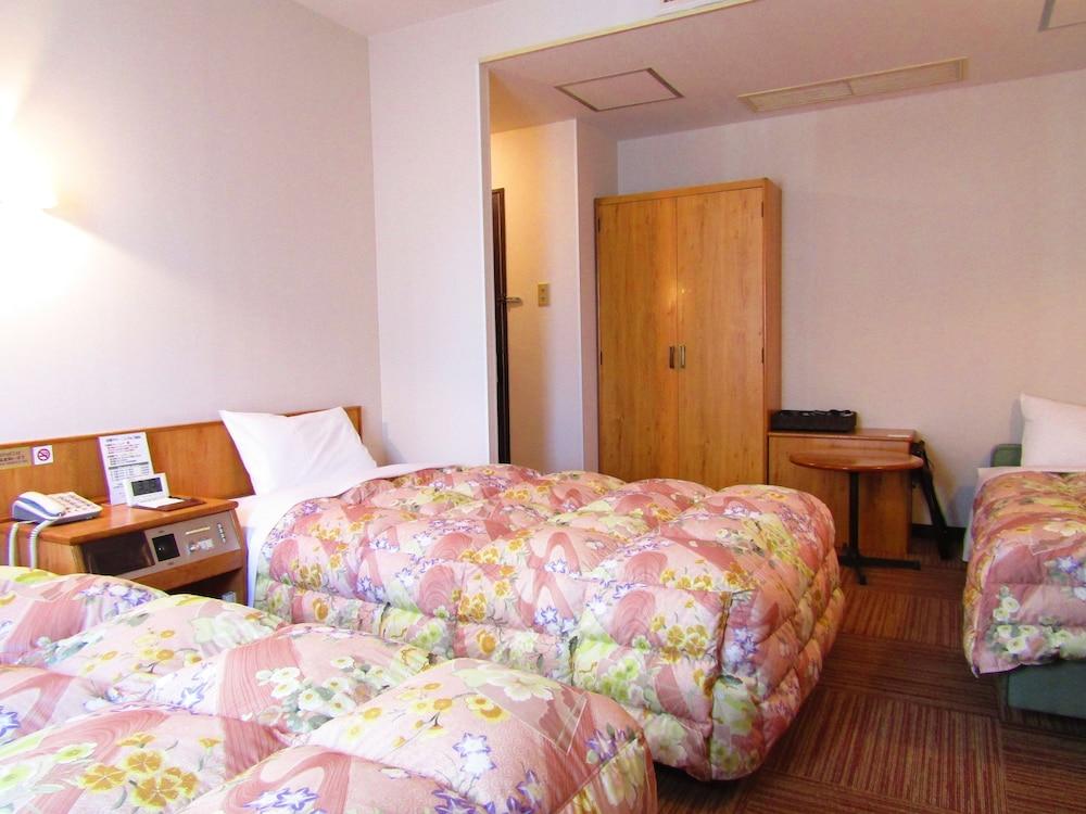 Oaks Shin Osaka Hotel