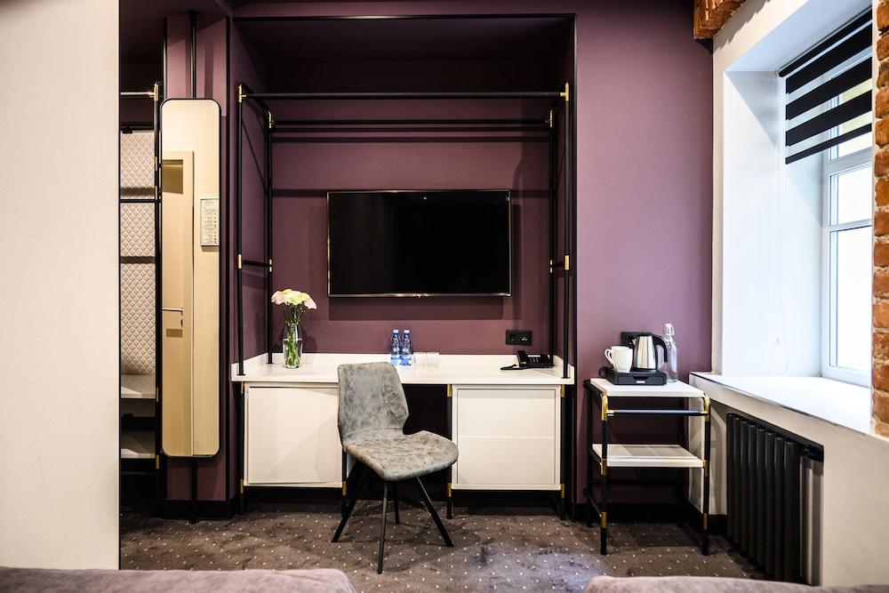 Statskij Sovetnik Hotel Kustarnyy