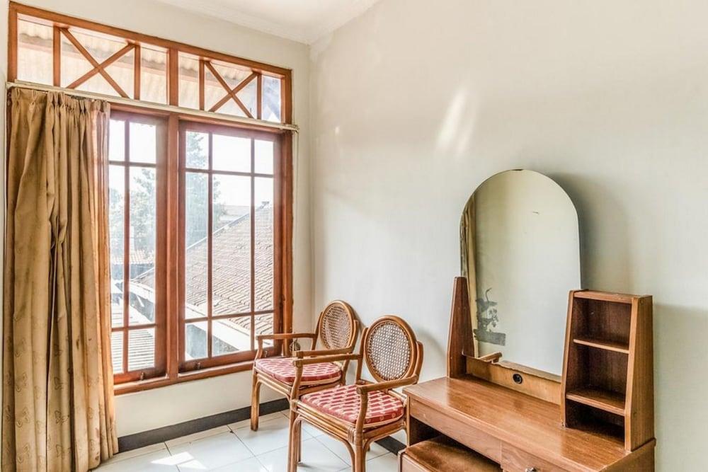 RedDoorz Plus @ Prawirotaman Area