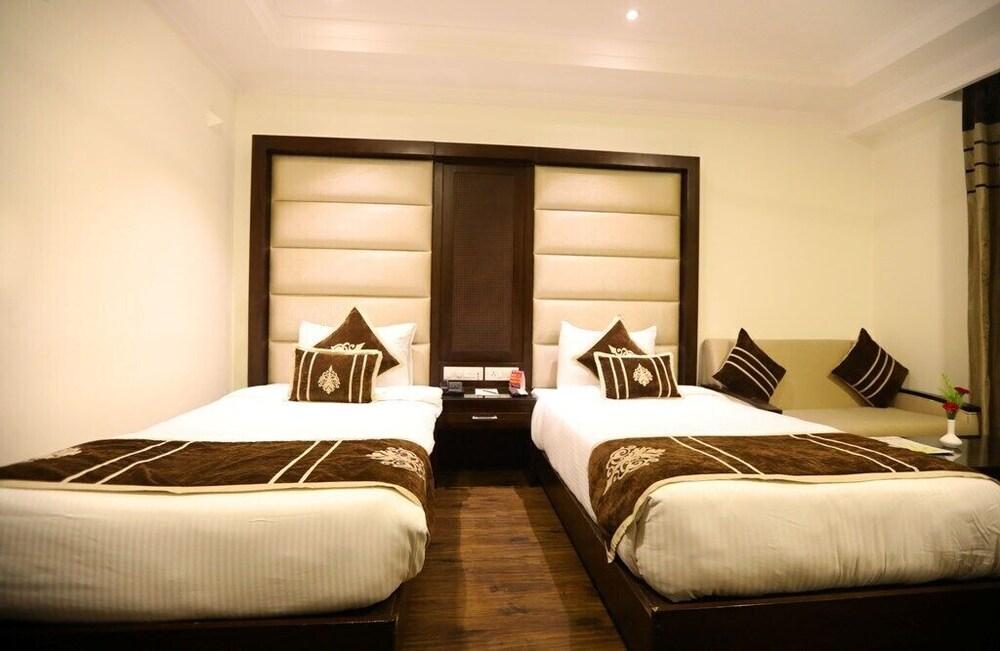 Bluemont Beacon Hotel