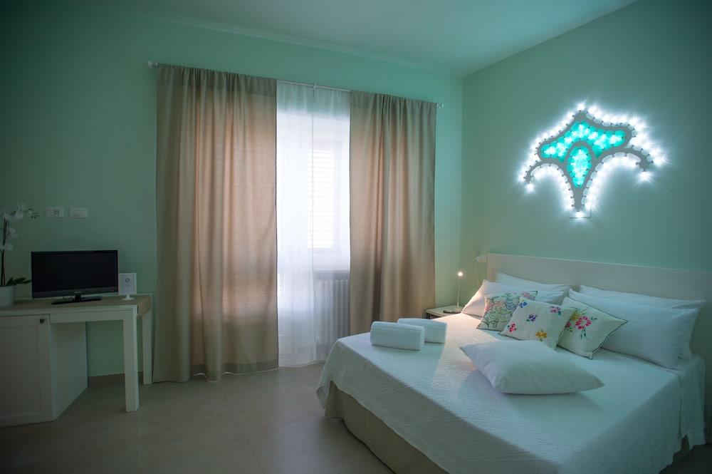 Luci del Salento Guest House