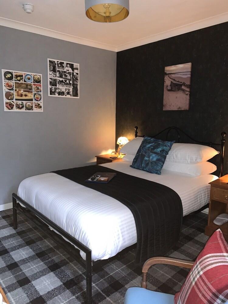 The Old Mill Inn Brodie