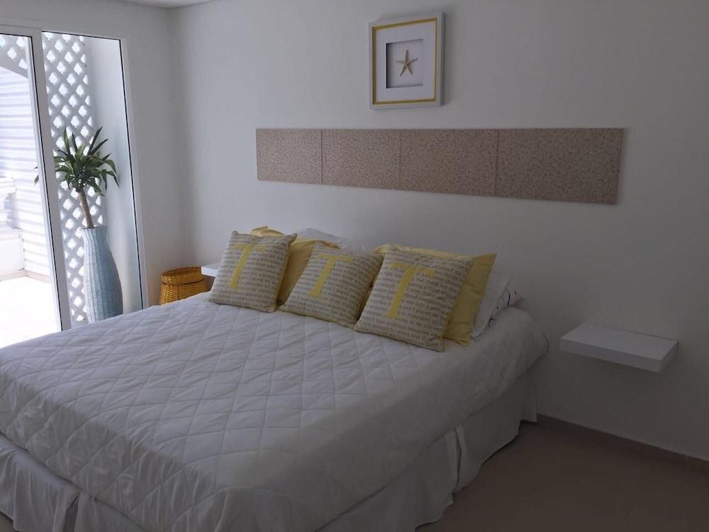 Hermosa Casa Playera