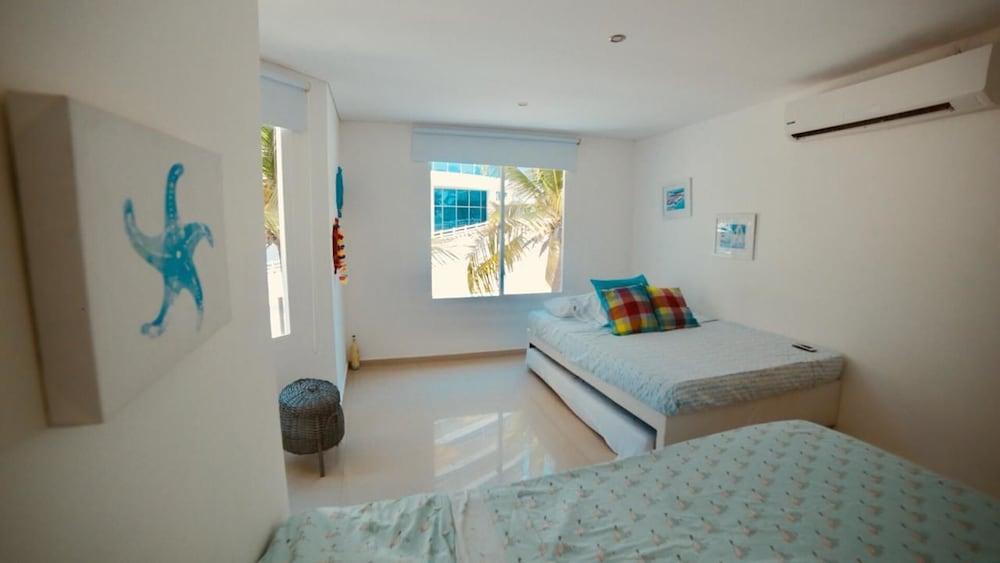 Hermosa Casa Playera