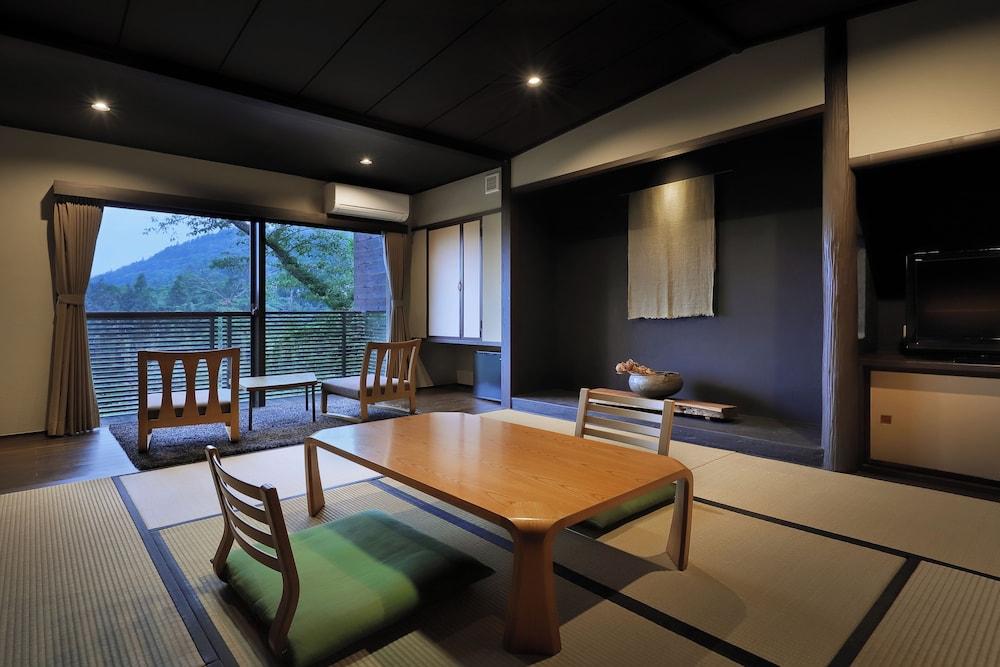 Oyado Morinone - Adults Only