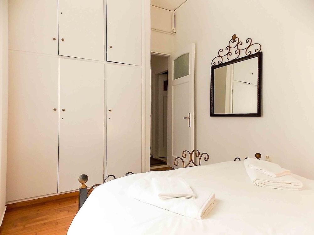 Dervenion-Athens Cozy Apartment