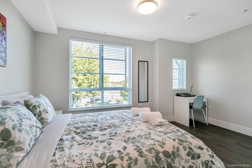 Modern Townhouse at Marine by Elevate Rooms