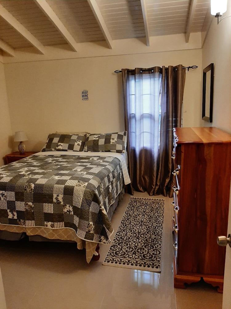 Seaview Villa at Stonebrook Manor