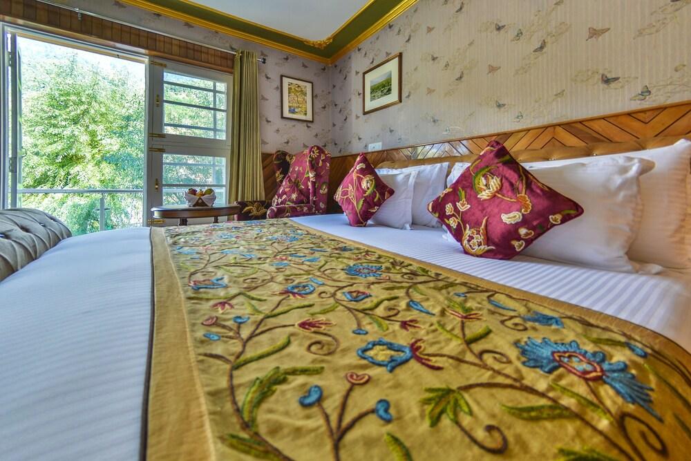 Wildflower Villa Resort Pahalgam