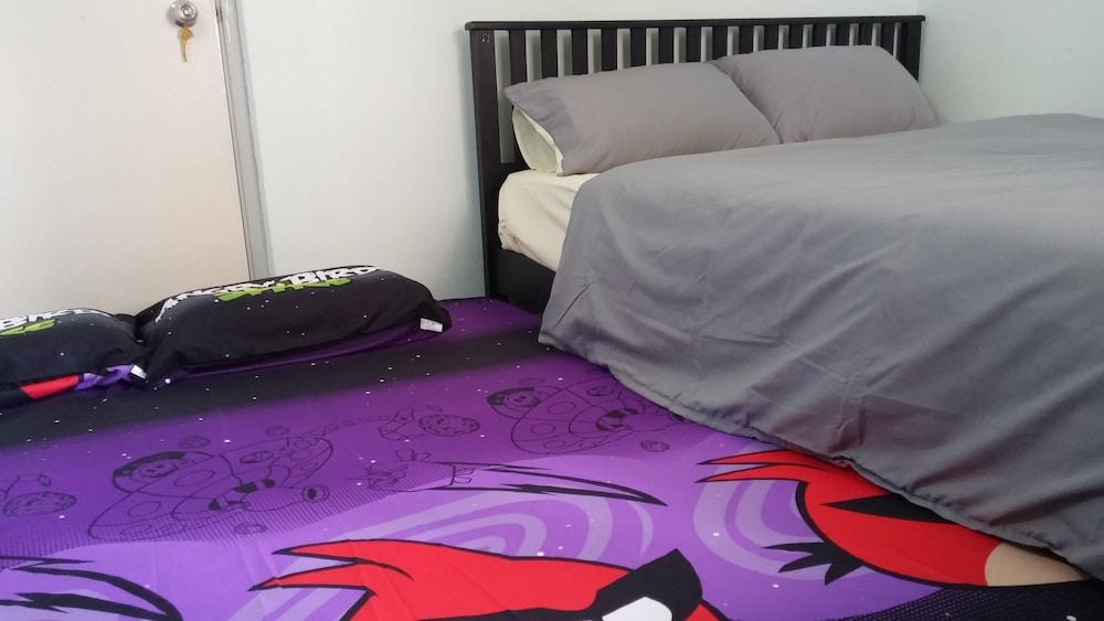 Couchbee at Perdana Exclusive Condominium