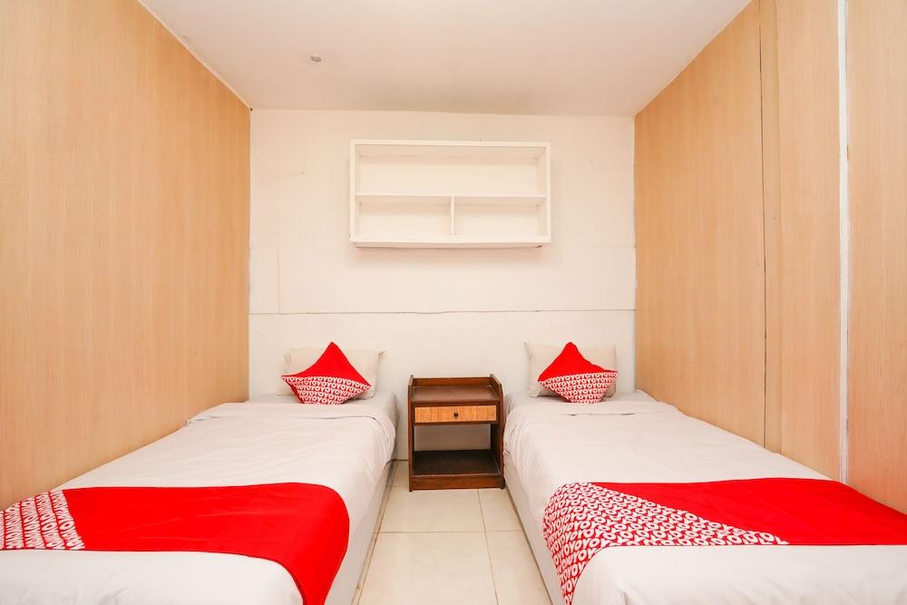 Super OYO Naomi Heritage