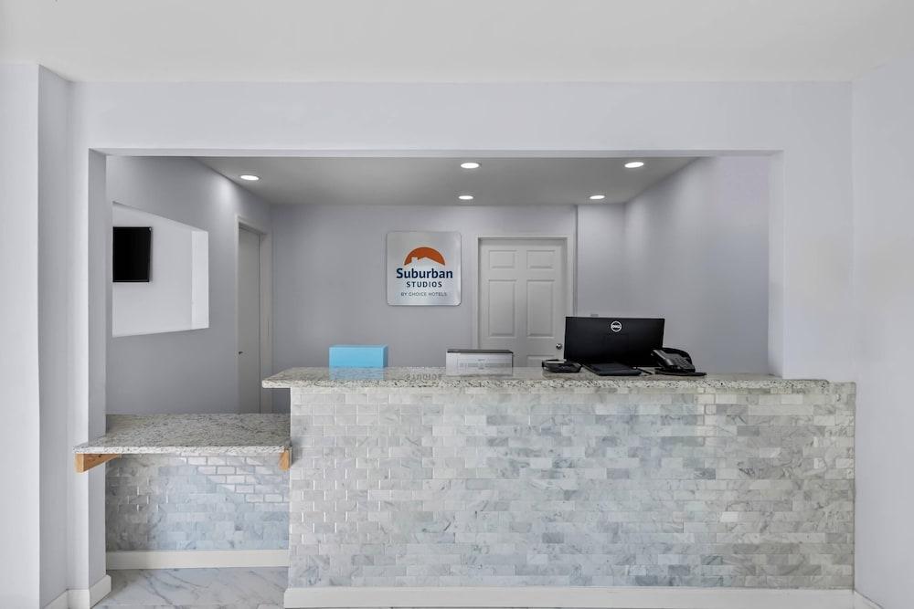 Suburban Studios Newport News – Hampton