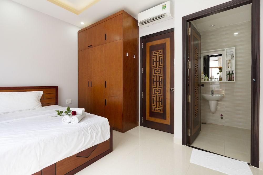 CBD Home - Home in Central - The Art