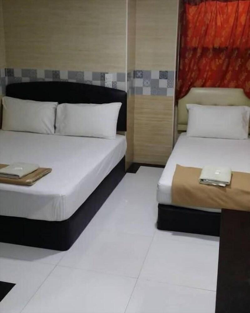 H2 - Sungai Besi Hotel