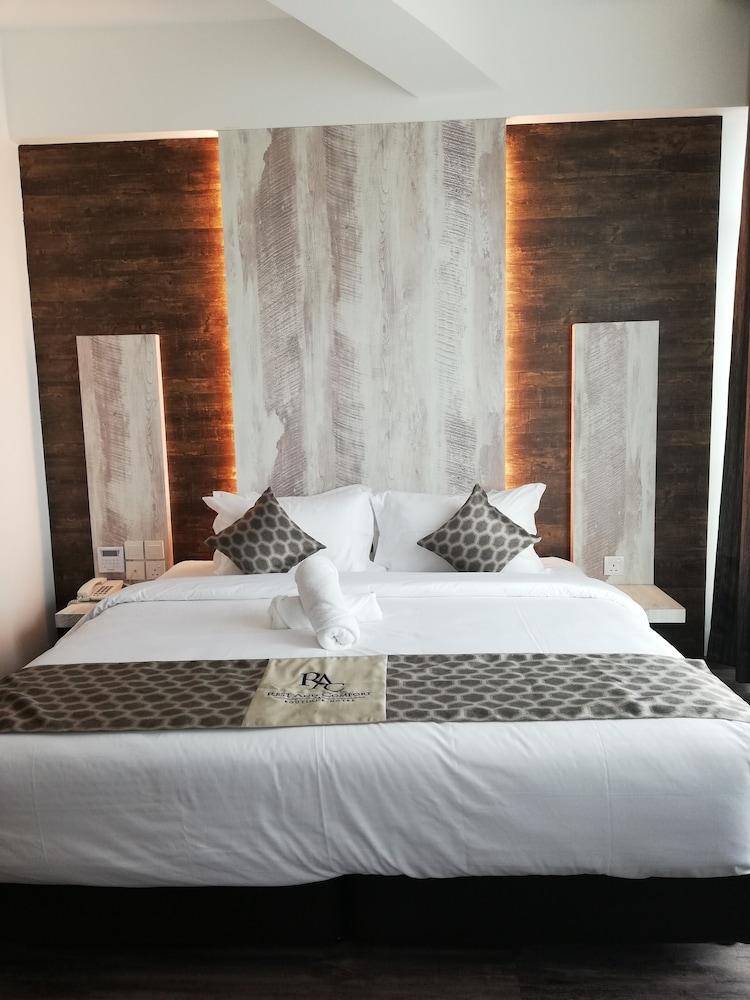 Rest and Comfort Boutique Hotel