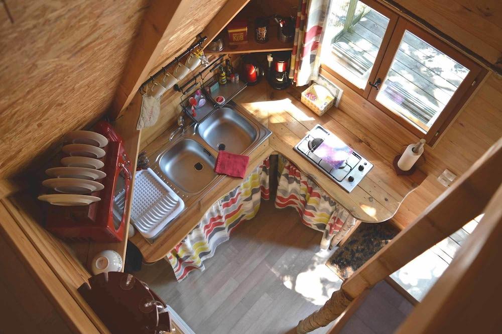 Le Nid dans les Bruyères