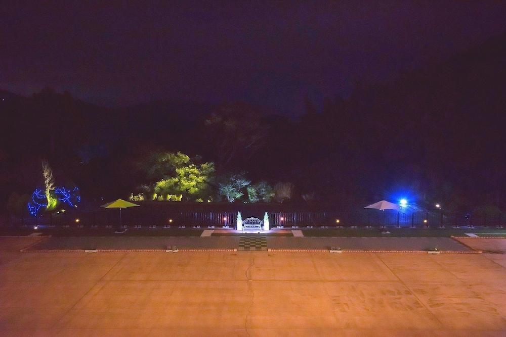 Mi Ga Ki Amenity and Practice Center