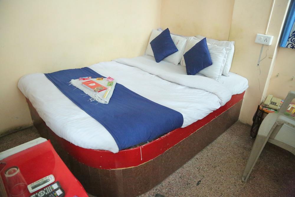 Hotel Ashwin Guest House