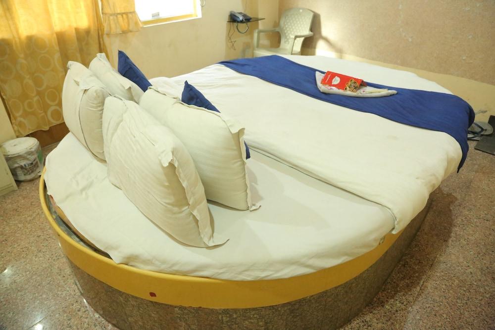 Hotel Ashwin Guest House