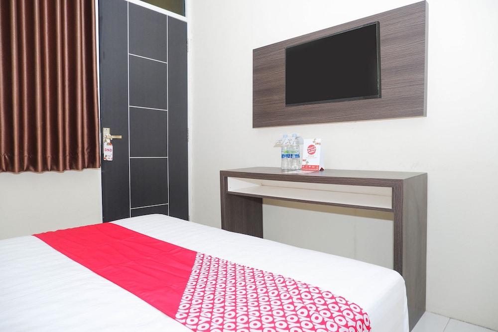 Hotel O Candi Residence