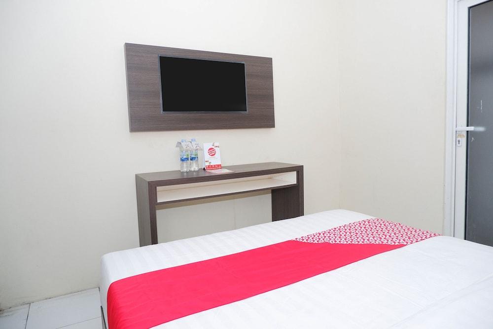 Hotel O Candi Residence