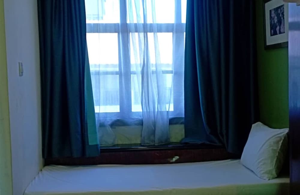 Alpine LXPD Water Chalet