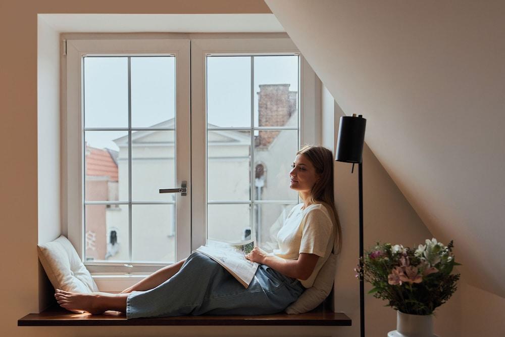 Rooftop, 3 Levels, Old Town View by Downtown Apartments