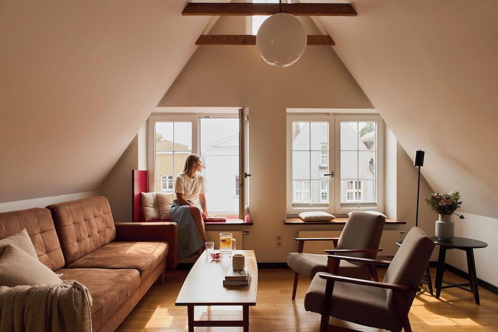 Rooftop, 3 Levels, Old Town View by Downtown Apartments