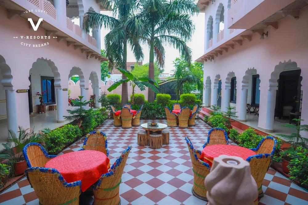 Hotel Kiran Vila Palace