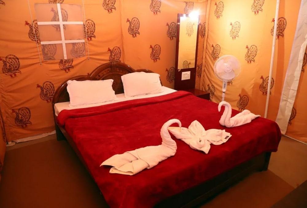 Pansari Resort & Camp