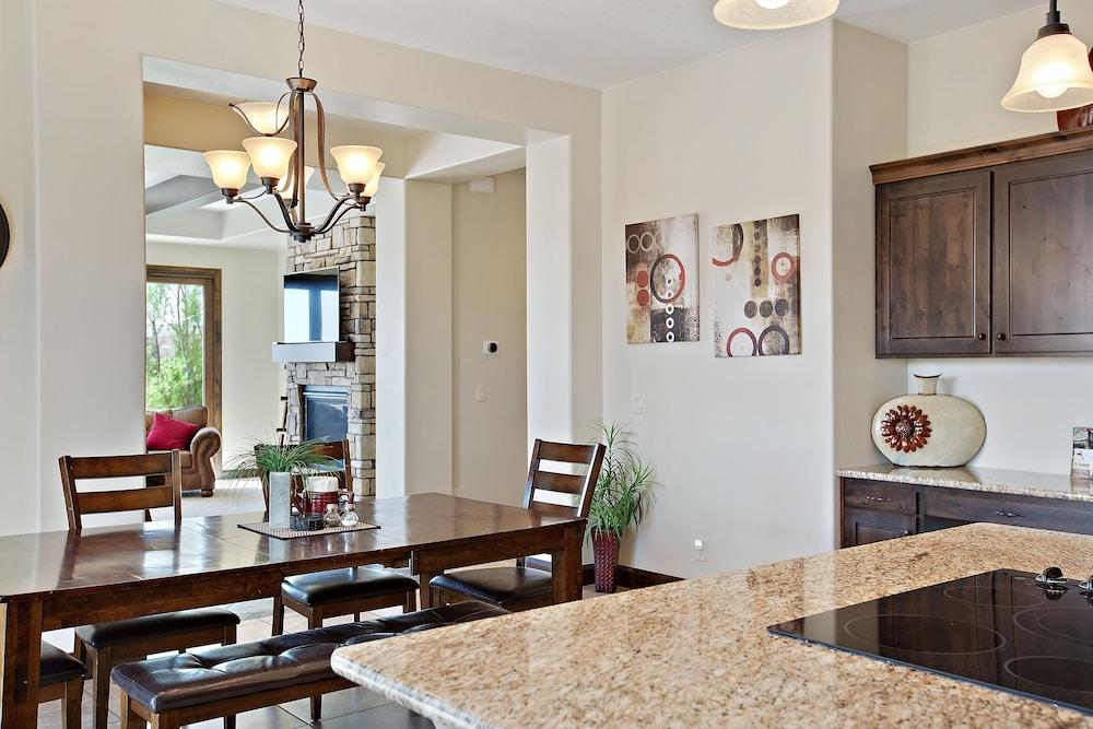 Golf Views on the Ridge by RedAwning