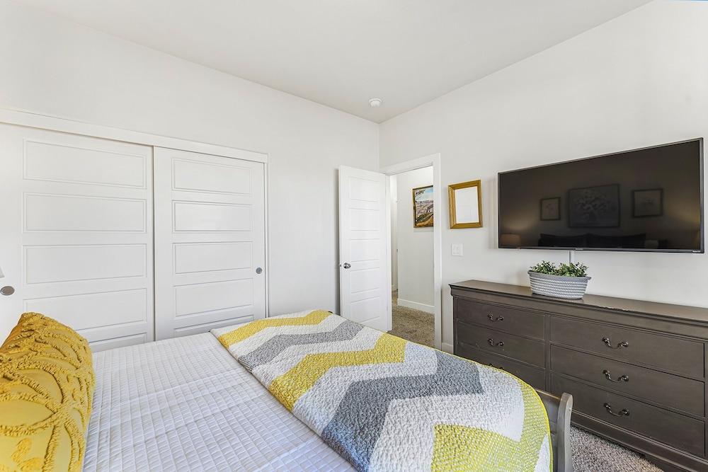 Mountain View by RedAwning