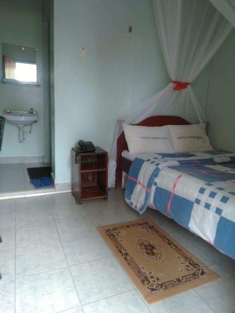 Usenge Sunset Resort