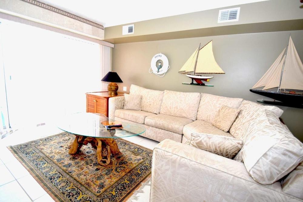 Livin High - 3 Br Home