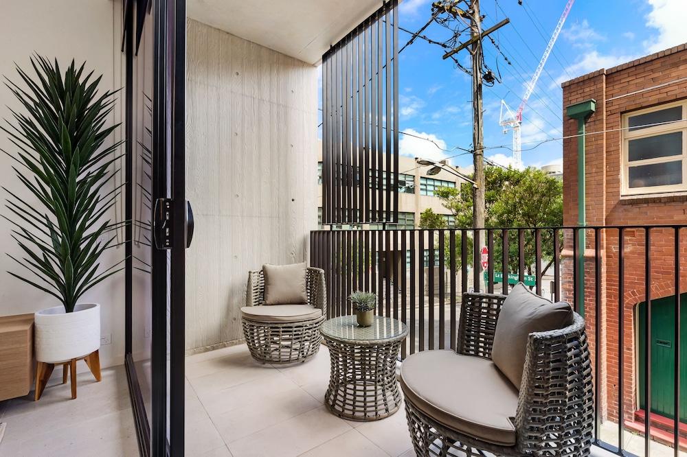 Surry Hills 1 Elizabeth Apartment
