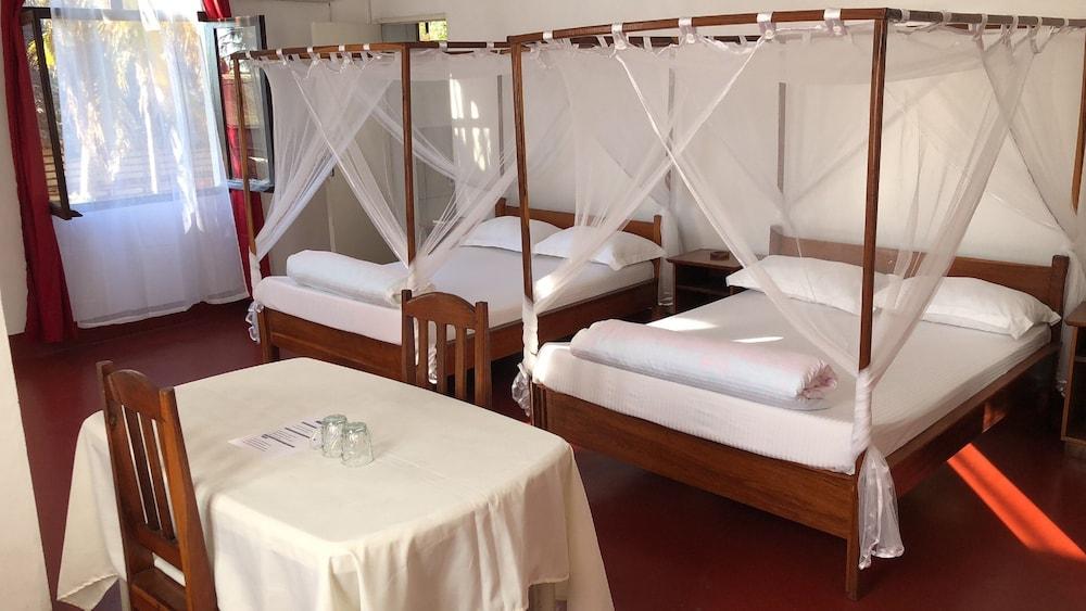 Hotel Restaurant Les Cocotiers Morondava