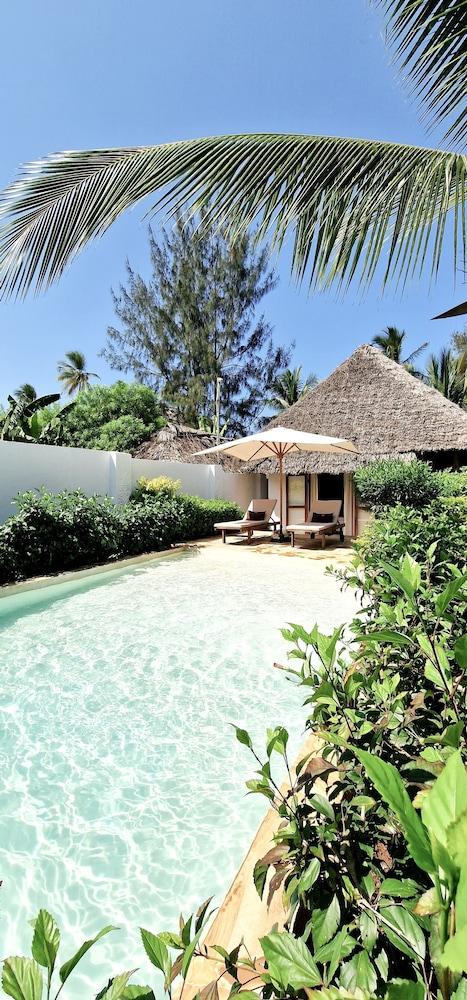 ARYA Boutique Resort