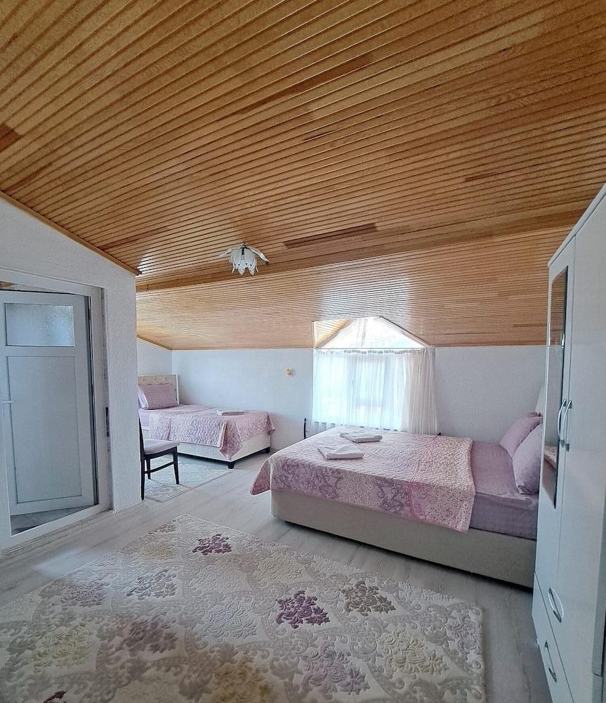 Salda Golu Celikoz Apart