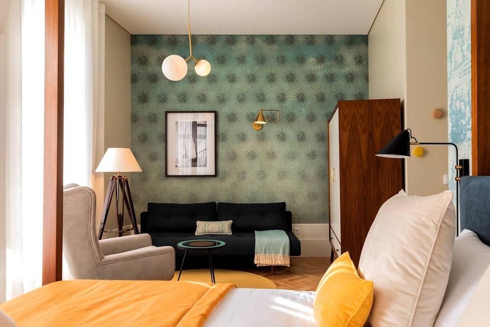 Harbour Inn Design Townhouse