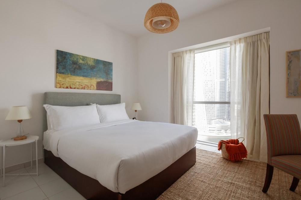 Fantastay Marina Tower