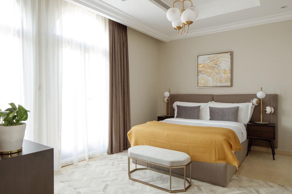 Fantastay Signature Villa