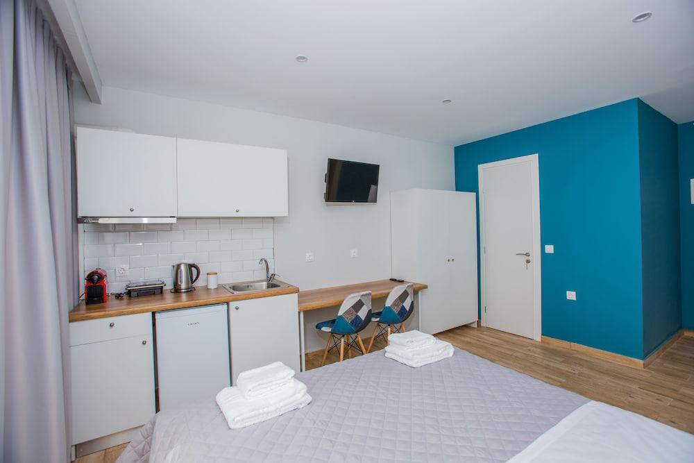 Athens Raise Acropolis Project